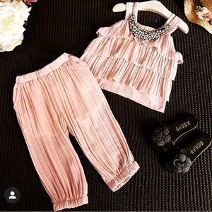 Children’s clothes / 2 piece pink spring set